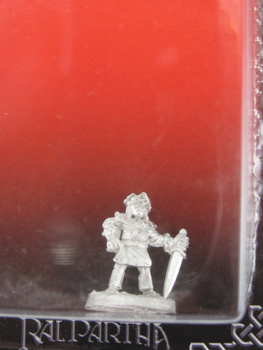 Male Halfling Fighter #03-160 Classic Ral Partha Fantasy RPG Metal Figure