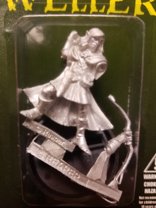 Reaper Miniatures Dungeon Dwellers Lanaerel Grayleaf, Elf Ranger 07006 Unpainted