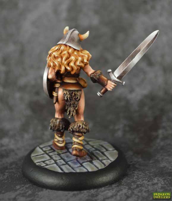 Dungeon Dwellers Jana Frostwind Barbarian #07025 Unpainted Bones USA Plastic