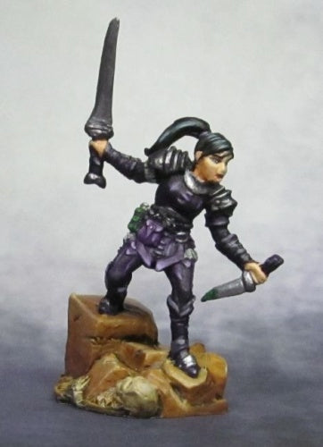 Reaper Miniatures Lanelle, Half-Elf Rogue #77387 Bones Unpainted Plastic Figure